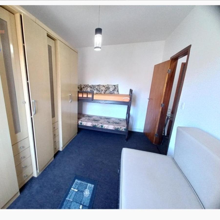 Apartamento Aconchegante Na Enseada Гуаружа Экстерьер фото