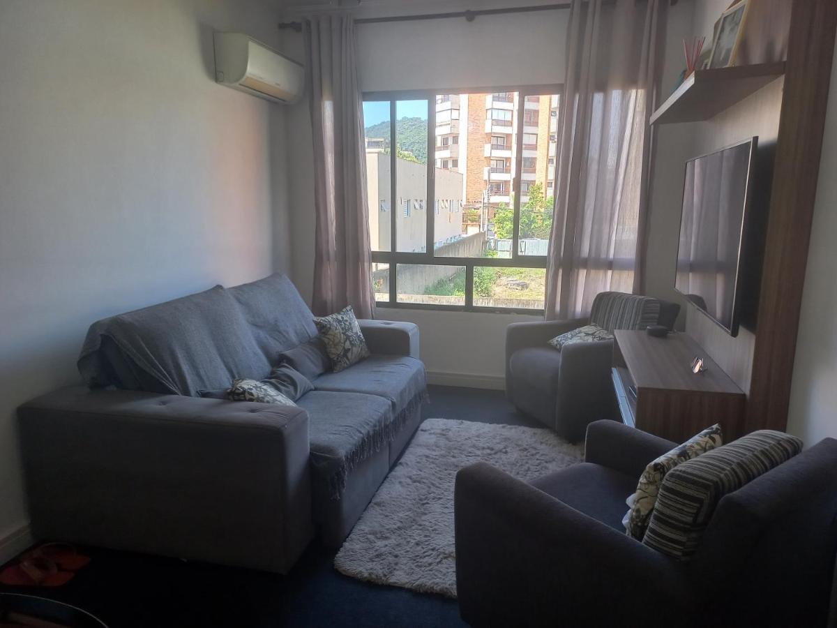 Apartamento Aconchegante Na Enseada Гуаружа Экстерьер фото