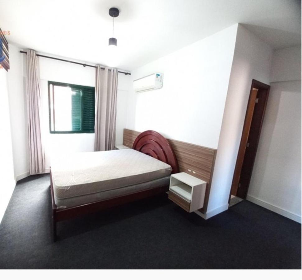 Apartamento Aconchegante Na Enseada Гуаружа Экстерьер фото